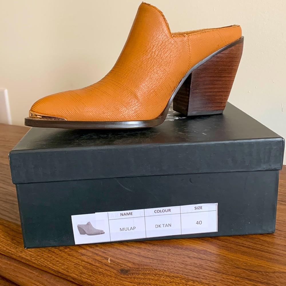 Silent D Heeled Mules in colour Cedar. Size 40. Never worn.